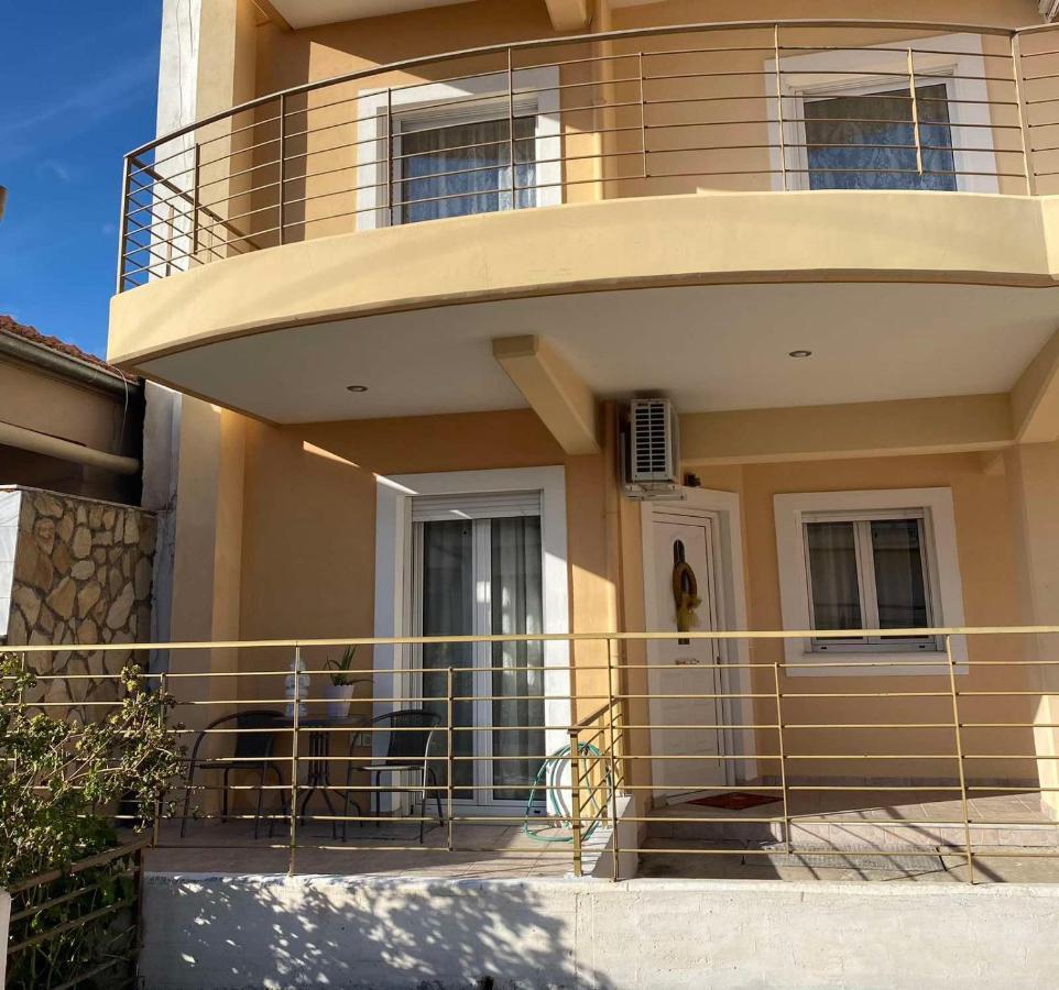 Апартаменты Bakopoulos Resort.ενα όμορφο με τζάκι